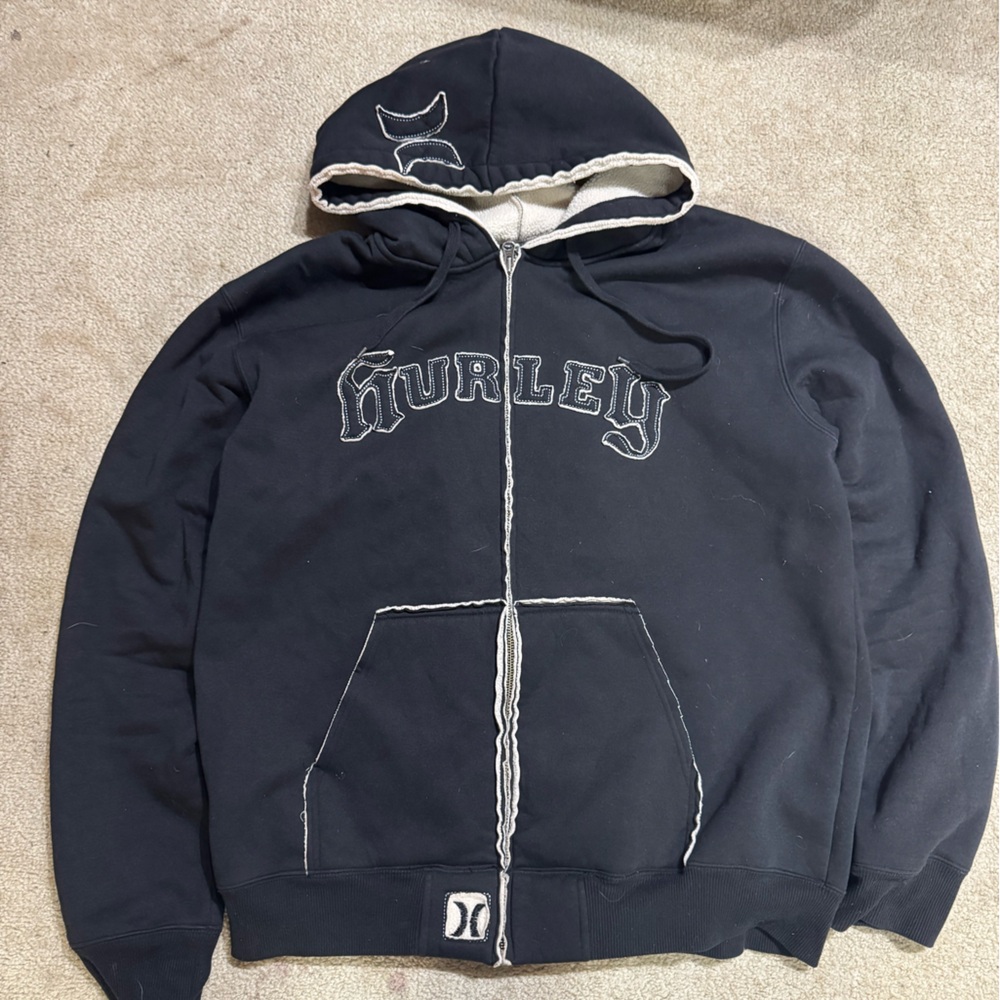 Y2K Hurley Black Zip-Up Men's Sweater